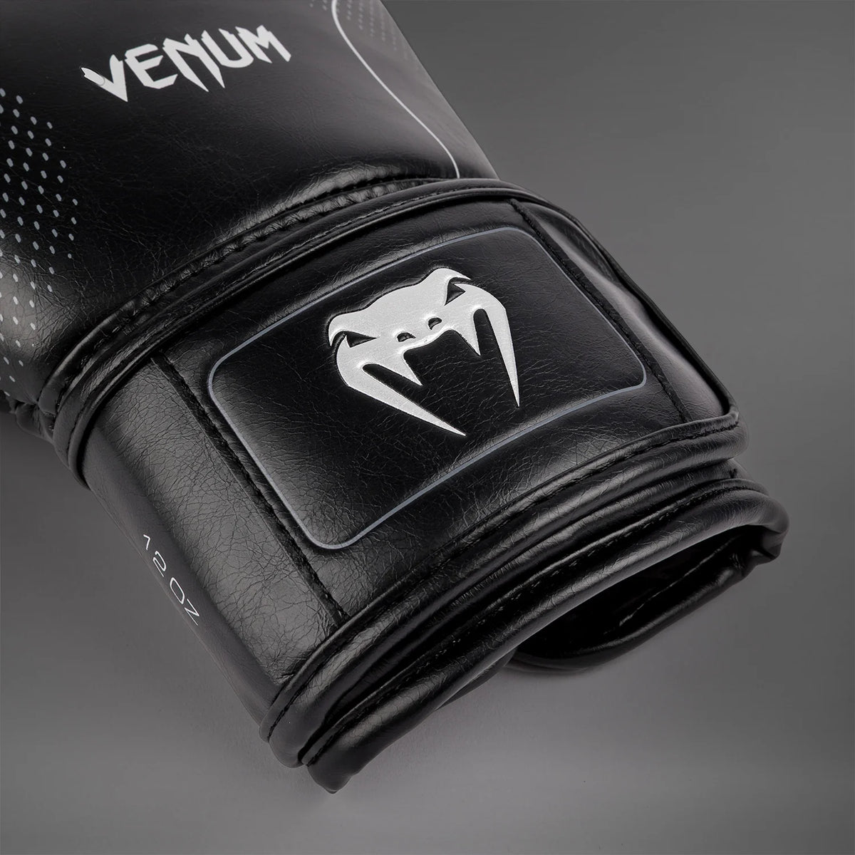 GANTS VENUM